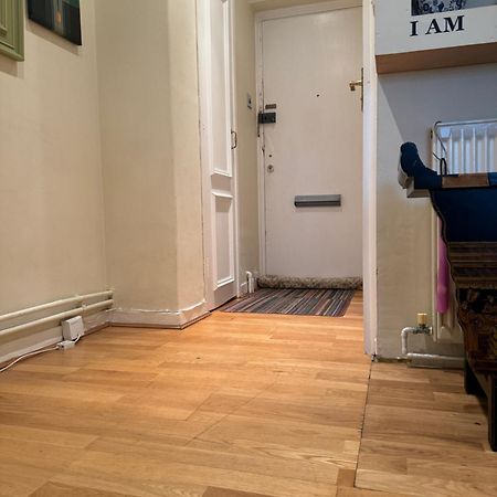 Home Away From Home Londres Extérieur photo